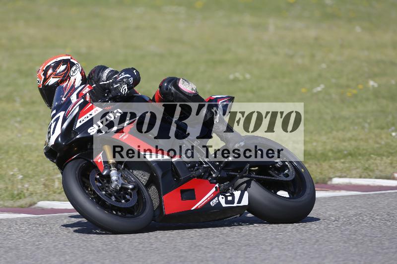 /10 20.04.2026  Pluess Moto Sport ADR/Freies Fahren/87